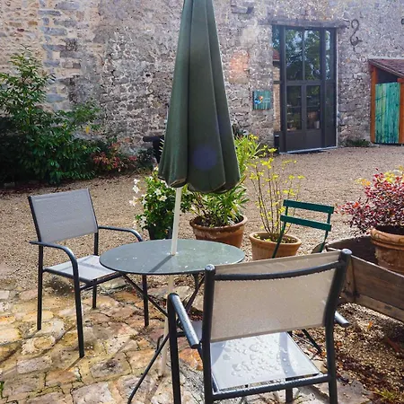 Climatise, 2 Pax, Massif Des 3 Pignons, Foret De Fontainebleau France * Le Vaudoue